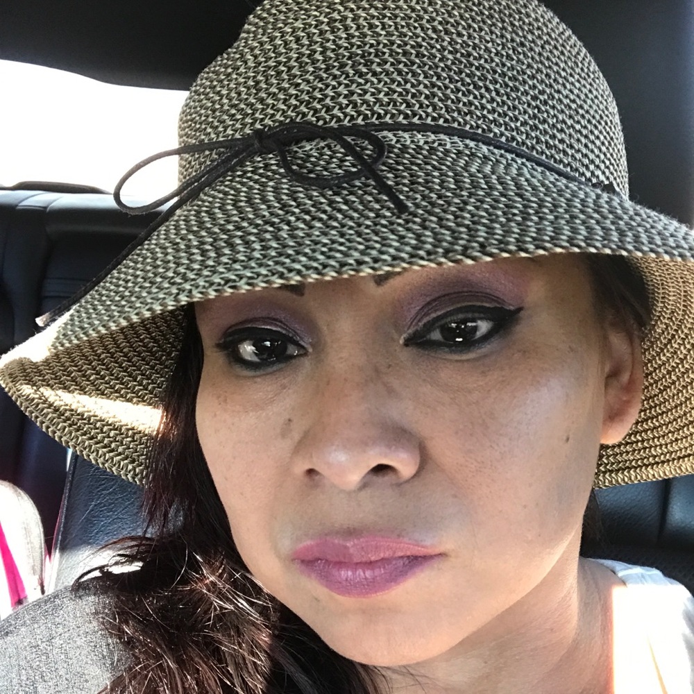 Meet your Posher, Jacqueline